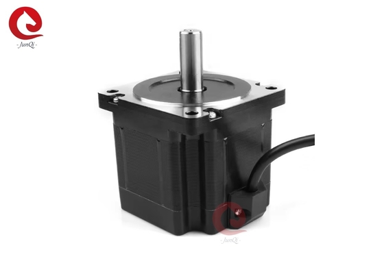 JUNQI Nema34 3 ফেজ হাইব্রিড স্টেপার মোটর 1.2 ডিগ্রী 67mm দৈর্ঘ্য 2.0N.M সিএনসি মেশিন অংশ
